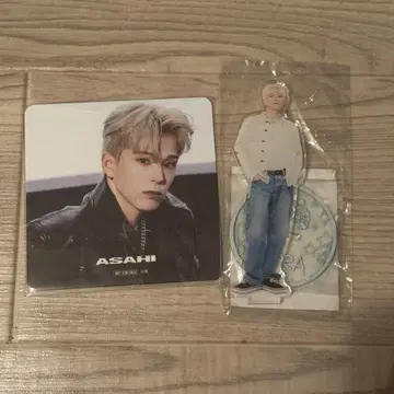 TREASURE ASAHI 아크릴 스탠드 코스터