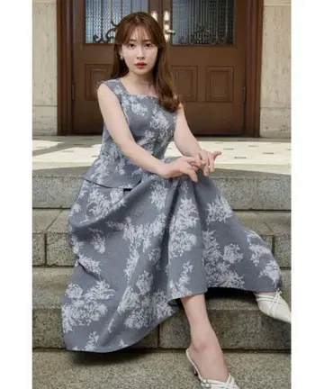 Martigues Jacquard Vest Set