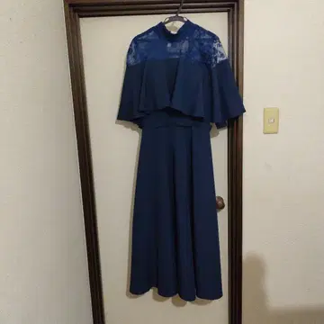네이비 플레어 슬리브 롱 드레스