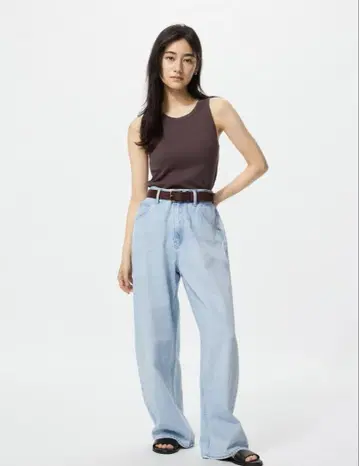 UNIQLO 배기 커브진스 기장 짧음 62BLUE 21사이즈