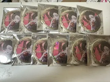우라타누키 캔뱃지