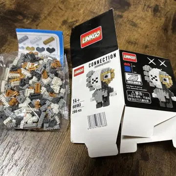 LINKGO KAWS 블록