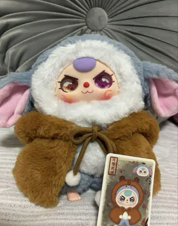 Baby Three 카피바라 후드의 로바짱