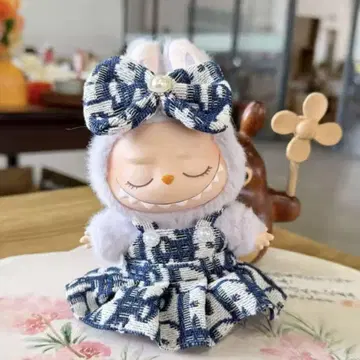 러브브 코스튬