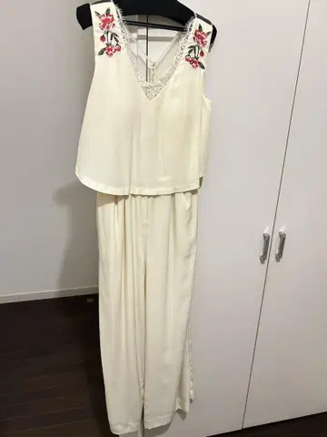 아이보리 자수 셋업
