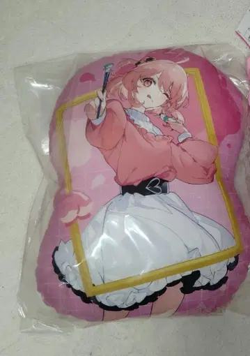 카라피치 노아 쿠션