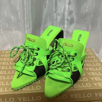YELLO 스니커즈 펌프스