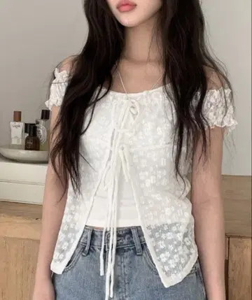 anyonemore 레이어드 홀터 꽃무늬 레이스 T셔츠