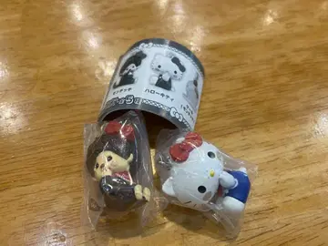 몬치치 x 헬로키티 메지루시 액세서리 2점