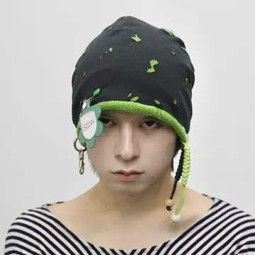 isecai 비니 Whimgy Beanie BLACK x Green