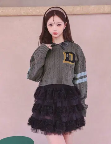 미사용 새상품 Darich 칼리지 와펜 숏 니트탑