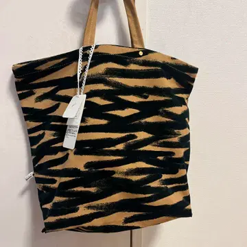 미나 페르호넨 토트 새상품 주말 가격 인하