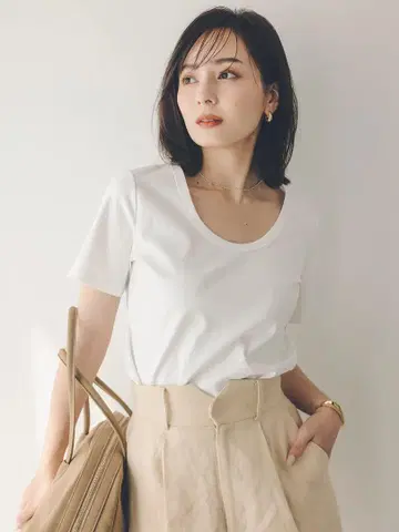[거의 미사용] anuans 실크 터치 코튼 U넥T 화이트