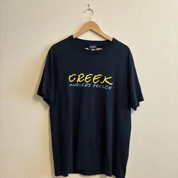 CREEK ANGLE'S DEVICE 티셔츠 네이비