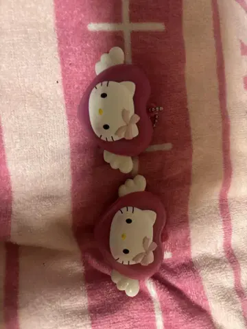 헬로키티 하트 키링
