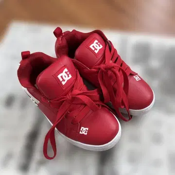 DC shoes 23.5cm