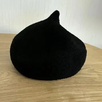 [ 차이하네 ] 뾰족 베레모 블랙