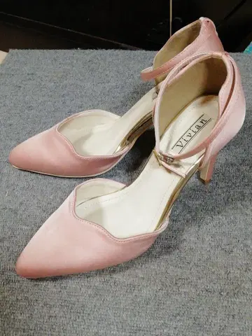 핑크 새틴 스틸레토 하이힐