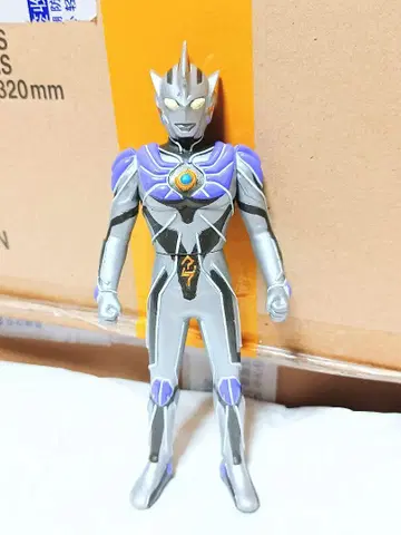 28 with 울트라맨 레전드 2009년 약 16cm 소프트 비닐