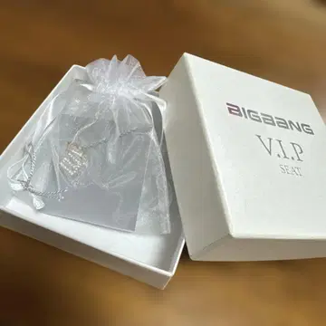 박스 포함 BIGBANG 목걸이 스와로브스키 빅뱅 VIP