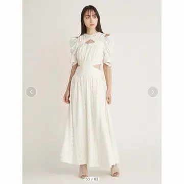 SNIDEL 스나이델 원피스 스위칭 데콜테 오픈 원피스