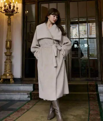 herlipto Grace Wrap Coat 베이지 M 사이즈