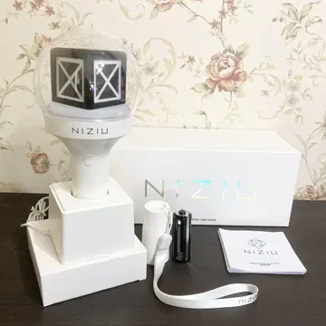 Niziu OFFICIAL LIGHT STICK 공식 응원봉 화이트