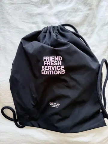 FreshService x FRIEND EDITIONS 짐색