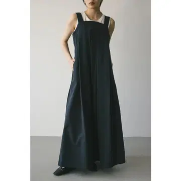 스타일 미키서 사이드 패널 플레어 원피스