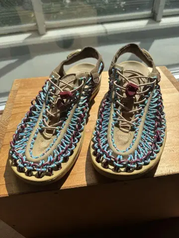 KEEN UNEEK 킨 유니크 샌들 27.5cm 베이지 x 스카이블루