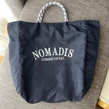 노마디스 토트백