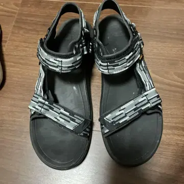 TEVA 스포츠 샌들