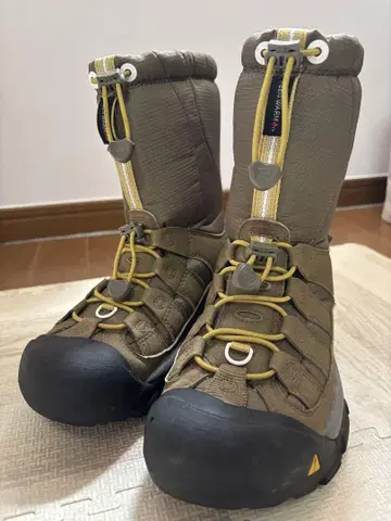 KEEN 킨 윈터포트 부츠 여성용 올리브색