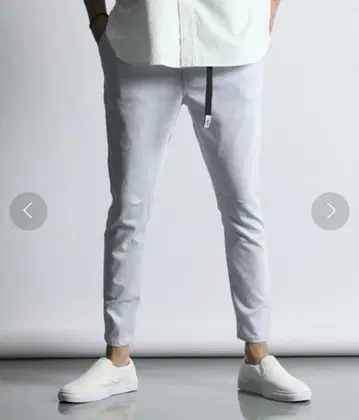 더 더퍼 오브 세인트 조지 화이트 데님 M