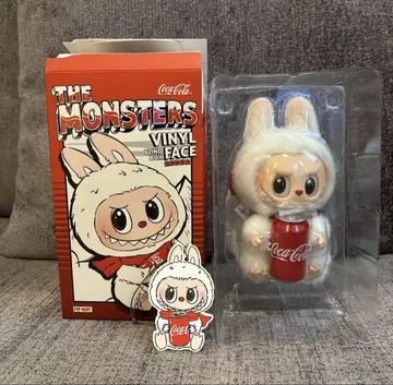 THE MONSTERS VINYL FACE