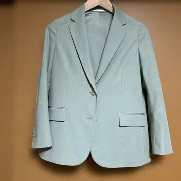 UNIQLO 감동 자켓&팬츠 세트 그린 S 사이즈