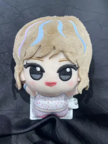 LE SSERAFIM 르세라핌 채원 SD 인형