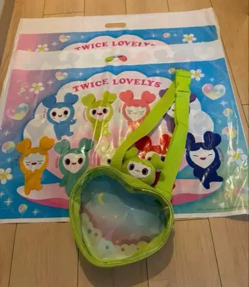 [ 정연 ] TWICE LOVELYS GiGO 삐요코큥 바디백