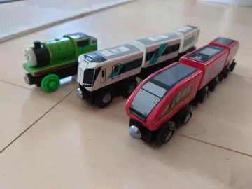 MOKU TRAIN 차량
