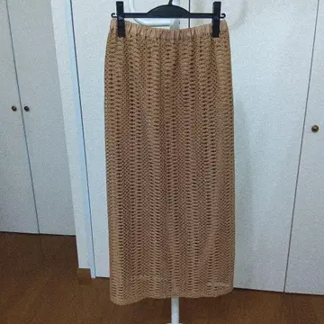 베이지 뜨개질 디자인 타이트 스커트