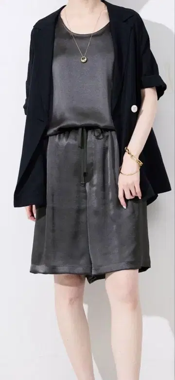 SLOBE IENA 슬로브 이에나 새틴 숏팬츠