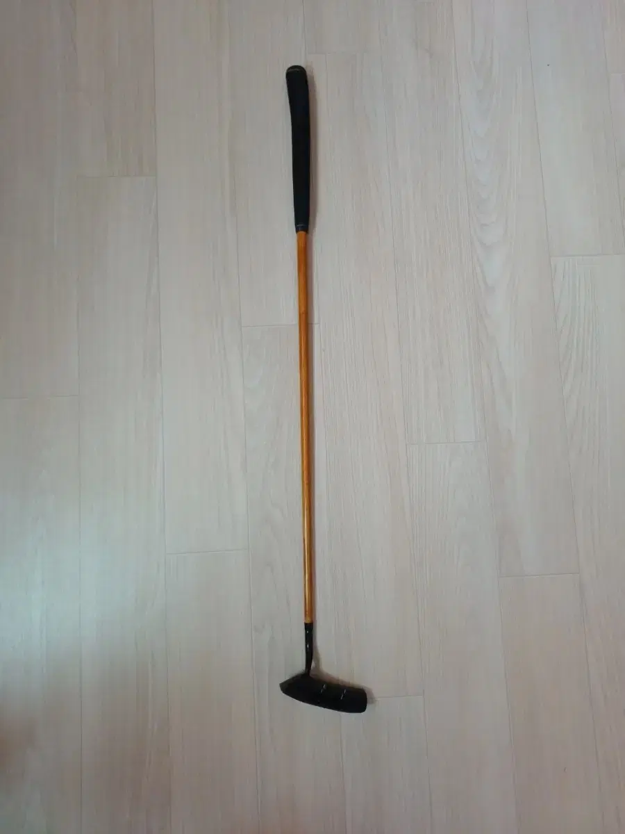 Golf putter, collectible putter, antique putter, display putter