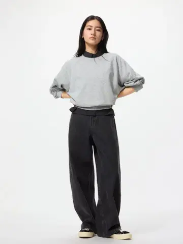 UNIQLO 유니클로 배기 커브 청바지 숏 다크 그레이 26 사이즈