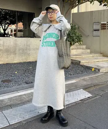 빅 칼라 로고 맨투맨 원피스