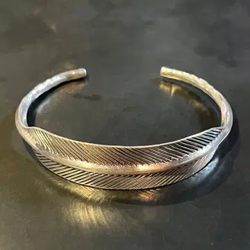 SILVER925 FEATHER WIDE BANGLE/실버/뱅글