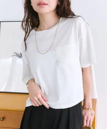 미개봉 새상품*La boutique BonBon 하트 자수 T셔츠