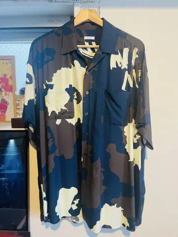 Name. JAGUAR FLOWER S/S RAYON SHIRT