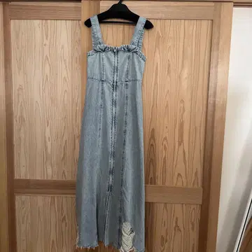 JEANASIS 지나시스 크러쉬 데님 점프 스커트 데님 원피스