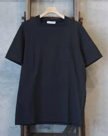 soshiotsuki square neckT 시리즈