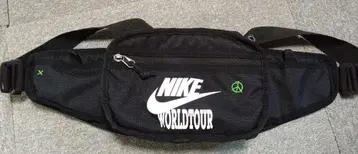 NIKE 바디백 WORLD TOUR 힙색 한정판
